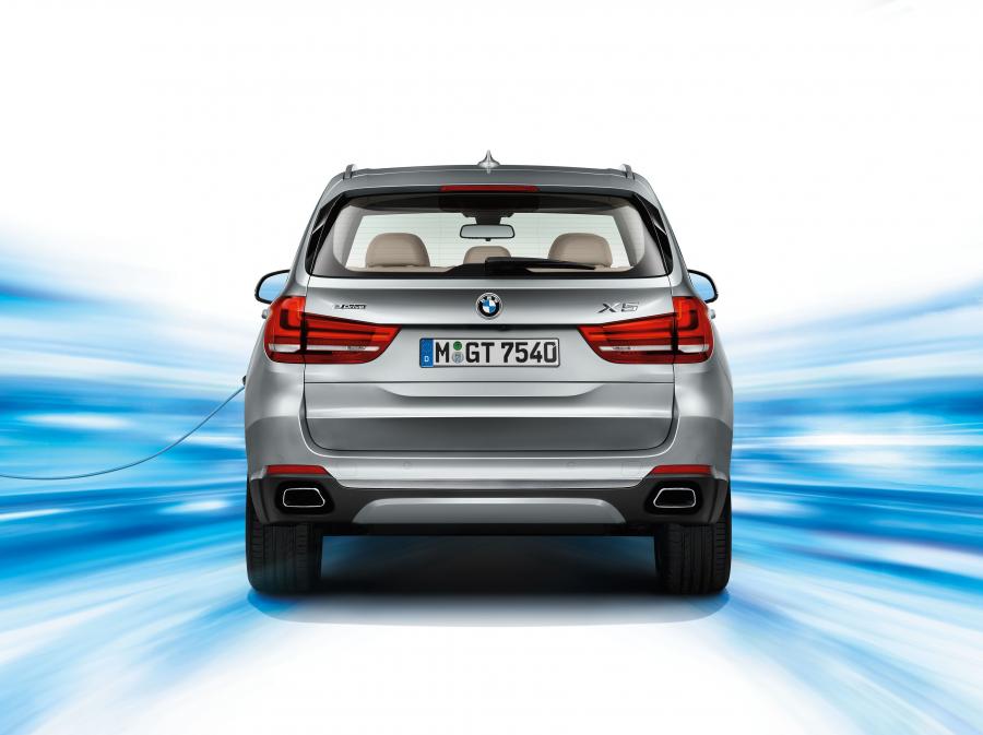  BMW X5 xDrive40e 2015 года  (фото 26 из 61)